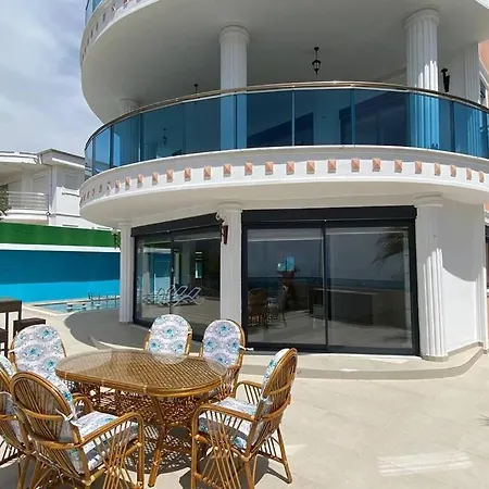 Super Luxury With 5bedroom,pool And Jacuzzi Villa *